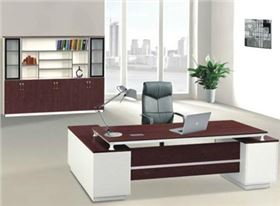 屏風(fēng)式辦公桌