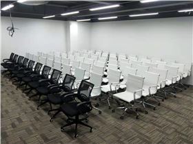 簡(jiǎn)約辦公椅