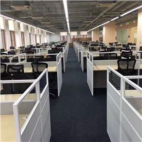 屏風(fēng)式辦公桌廠家