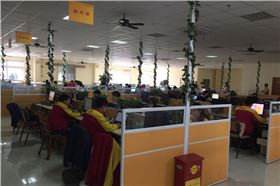 辦公桌屏風(fēng)隔斷廠家