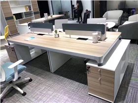 簡(jiǎn)約辦公桌辦公椅