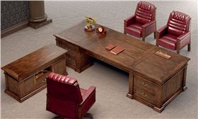 實(shí)木辦公桌定制