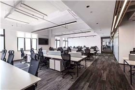 現(xiàn)代風(fēng)格辦公桌