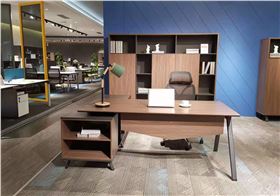 1.8米板式辦公桌