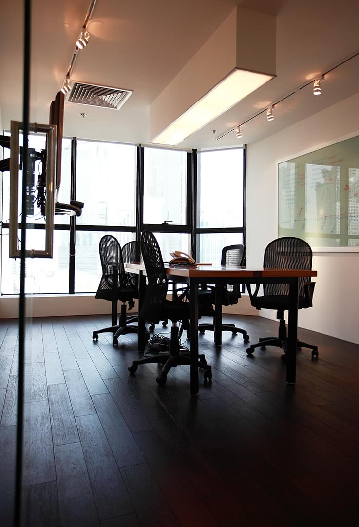 上海辦公家具品牌廠家&mdash;&mdash;碧江辦公家具VS德蒙奇(上海)辦公室會議室