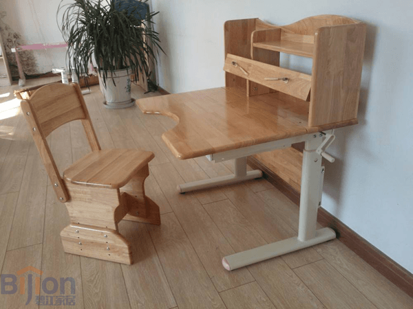 橡木辦公家具 橡木家具優(yōu)缺點(diǎn)